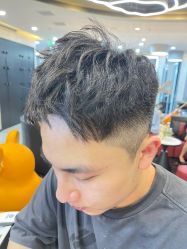 -TOP HAIR SALON