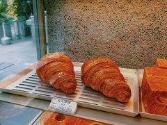 -好利来(上海虹桥新天地Lab主题店)