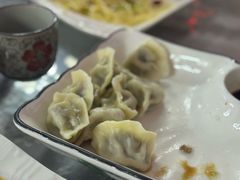 -天天向上素食餐厅(五台山店)