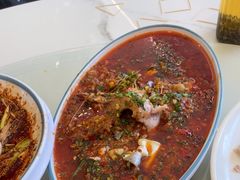 -洪平血旺椒麻鸡雅鱼饭店(熊猫大道店)