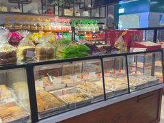 面包甜点陈列柜-鼎丰真(四马路店)