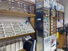 -沪睛眼镜蔡司官方授权店(金桥佳林路店)