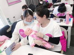 -爱月宝月嫂·育儿嫂(哈尔滨总店)