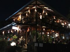 -Dash Teak House