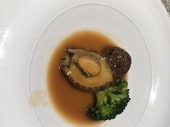 甄品鲍鱼会花菇-香樟花园法式铁板烧(恒隆广场店)