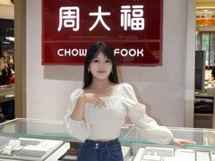 -王府井百货熙地港店