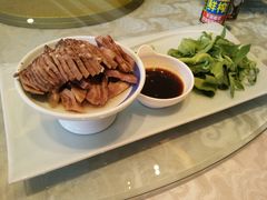 -山明水秀大饭店