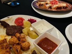 -Efes Turkish & Mediterranean Cuisine 艾菲斯餐厅(陆家嘴店)