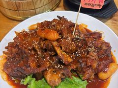 -喇喇排骨火锅·传统韩式脊骨汤(望京西园总店)