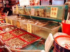 水产区-鲜入围煮花胶鸡海鲜火锅