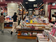 -西西弗书店(城西银泰城店)