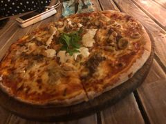 -Hai Bar And Grill