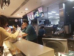 -麦当劳(海岸城店)