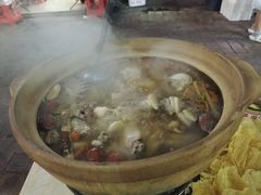 -威邵鸡煲(西华路总店)