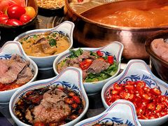 -牛村来人潮汕牛肉火锅(西单店)