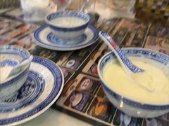 -广信牛奶甜品世家(台东店)