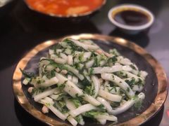 荠菜肉丝炒年糕-皆是厚切炸猪排·罗宋汤(大宁音乐广场店)