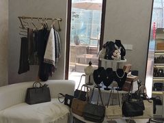 -六六奢品·vintage中古·回收二手奢侈品包包手表首饰(环球港店)