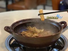 -胡须佬鸡煲四季火锅(龙珠大道店)
