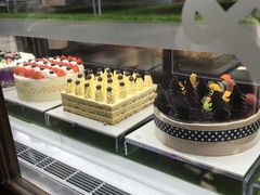 -万利隆·活力烘焙(人民路店)