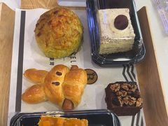 -焙丽拾光(麦凯乐直营店)