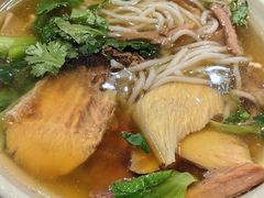 -谢大牛馆·中式卤牛排(老店)