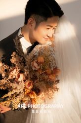 -纪梵希旅拍婚纱摄影(大连总店)