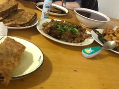 凉拌牛蹄筋-王三姑牛肉饼