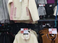 -迪卡侬(金龙湖店)