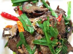 回锅牛肉-清真小吃(阆中古城店)