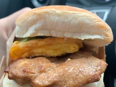 炙烤厚蛋烧帕尼尼-肯德基(凤凰店)