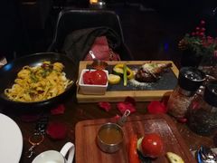 -YUE·6·西式融合餐厅(外滩六号店)