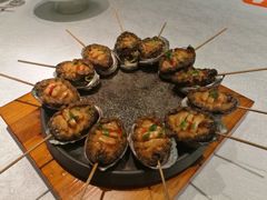 石锅大鲍鱼-品海楼·大连海胆锅贴馆(东港店)