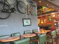 -西西弗书店&矢量咖啡(静安大悦城店)