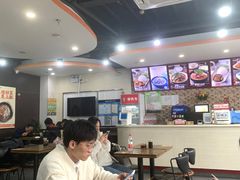 -李先生牛肉面大王(北京站售票厅餐厅)