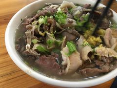 -潮镇老尾牛杂(环城西路店)