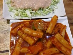 炒年糕-杀猪天·韩国烤肉(铁路街第一分店)