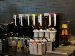 -星巴克臻选(莘庄仲盛店)