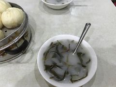 -胡成记口蘑龙眼包子(盐道街店)