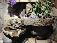 -老牌坊云南鱼豆花火锅(爱建店)