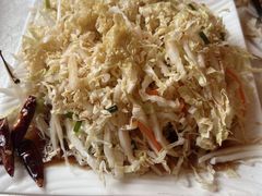 凉拌大白菜-那达慕蒙古风味酒楼