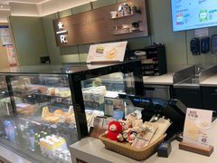 -星巴克臻选(上海中环广场2F店)