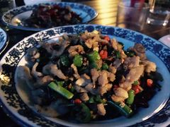 油炸炒辣椒-聚缘·湘味音乐餐厅party(罗湖店)