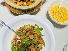 -绿草地·湘菜(悦方ID mall店)