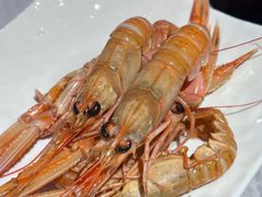 -雍容荟帝王蟹活龙虾展台自助(IFS黑金店)