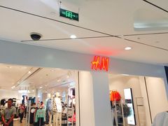 -H&M(天一广场店)