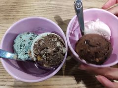 -Baskin Robbins