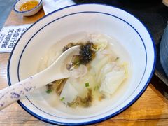 鲜肉小馄饨-景芳周大姐(国大城市广场店)