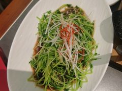 白灼豆苗-情妹耙泥鳅·江湖川菜(科华店)