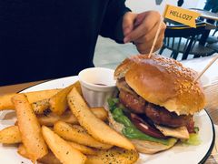 -HELLO 27 意面·沙拉·帕尼尼